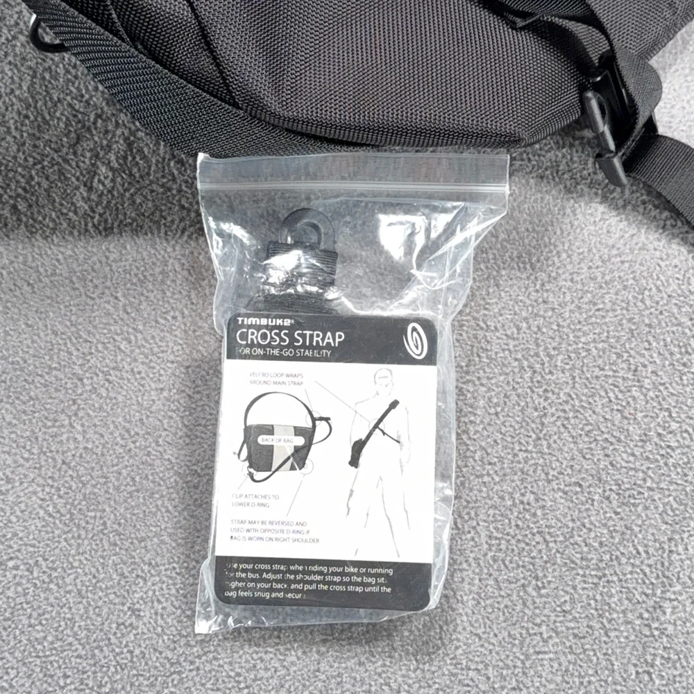 Timbuk2 Messenger Bag Large Black Nylon Crossbody Commuter Cycling Laptop Strap